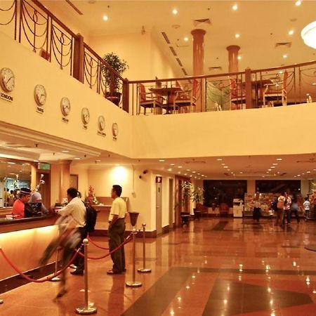 Kuala Lumpur International Hotel Extérieur photo